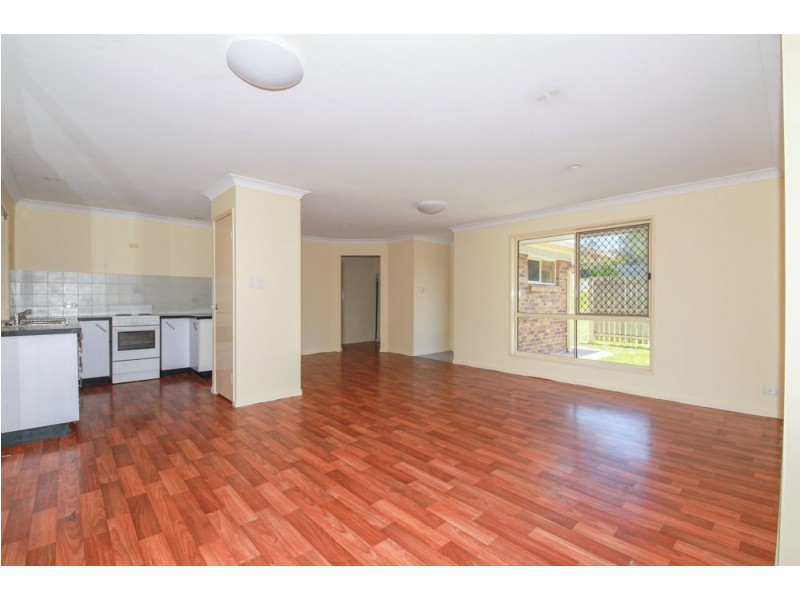 5 Maggie Ct, Edens Landing QLD 4207