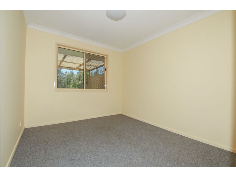 5 Maggie Ct, Edens Landing QLD 4207