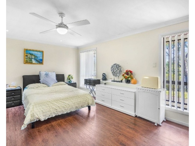 1 Woodlands Way, Parkwood QLD 4214