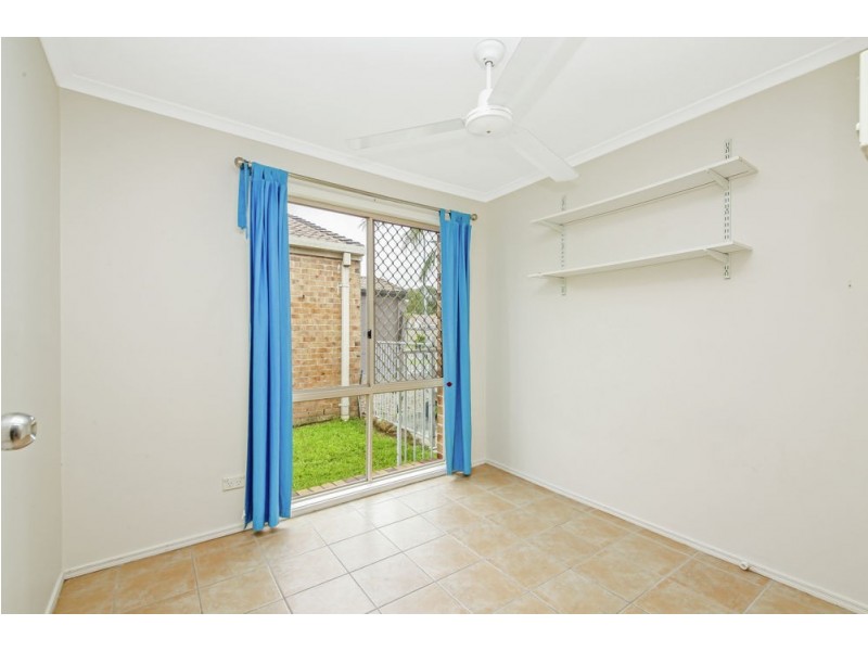 99 River Oak Drive, Helensvale QLD 4212