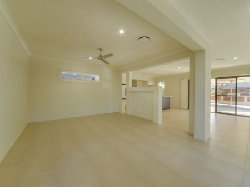 3 Conestoga Way, Upper Coomera QLD 4209