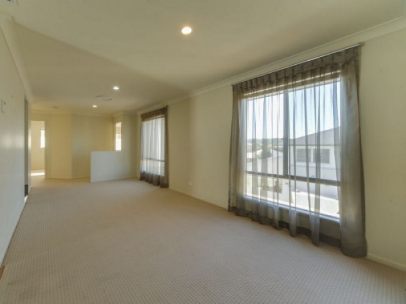 3 Conestoga Way, Upper Coomera QLD 4209