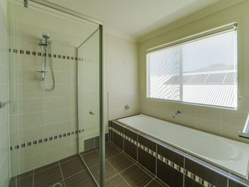 3 Conestoga Way, Upper Coomera QLD 4209