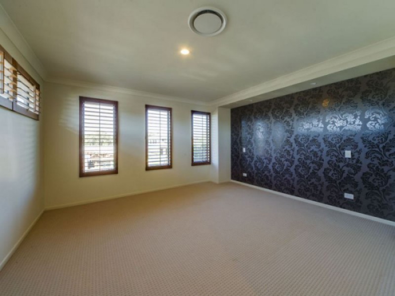 3 Conestoga Way, Upper Coomera QLD 4209