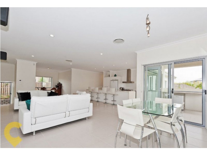 2 Cherry Court, Coomera QLD 4209