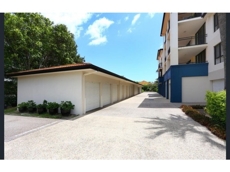 7007 Phoenix Palms Drive, Hope Island QLD 4212