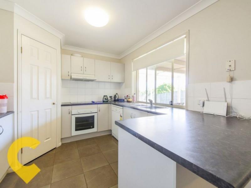 2 Xavier Place, Oxenford QLD 4210