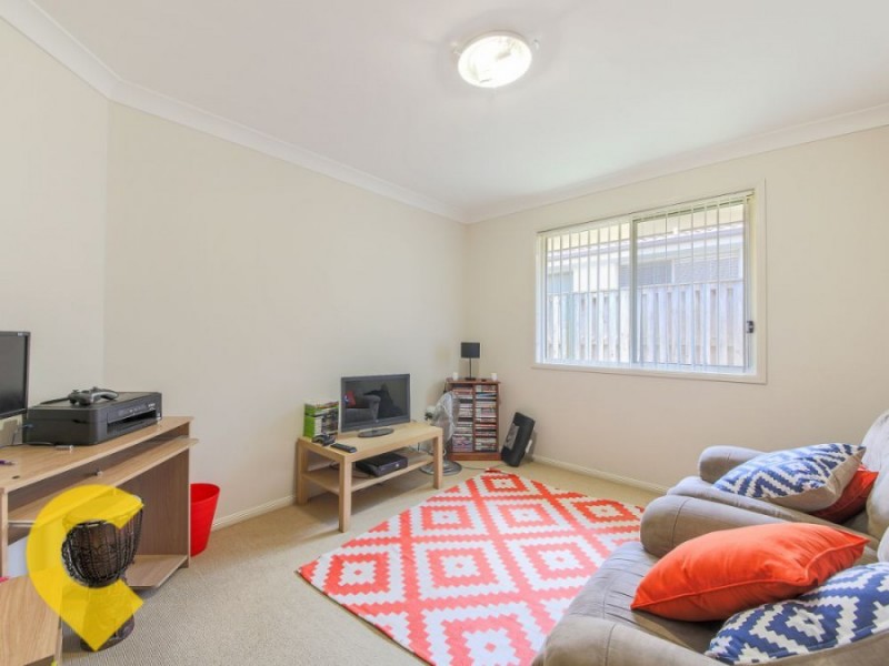 2 Xavier Place, Oxenford QLD 4210