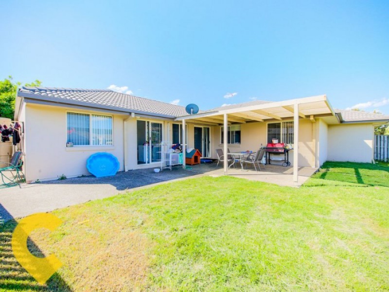 2 Xavier Place, Oxenford QLD 4210