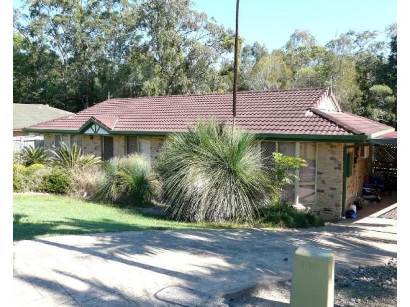 15 Natone Court, Edens Landing QLD 4207