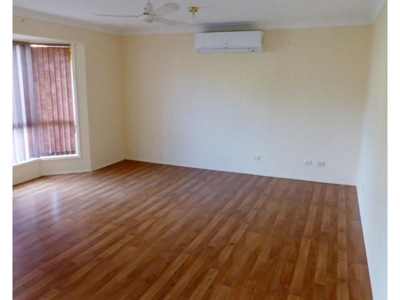 15 Natone Court, Edens Landing QLD 4207