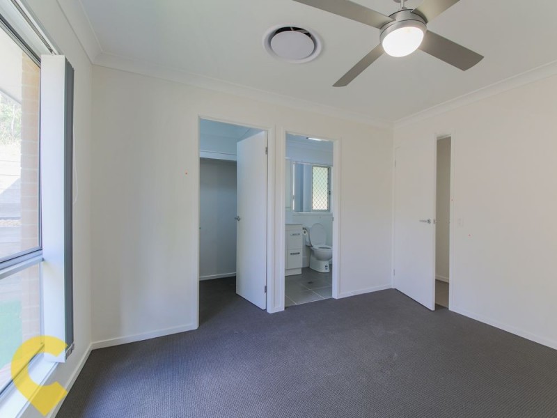 - Oakwood Street, Pimpama QLD 4209