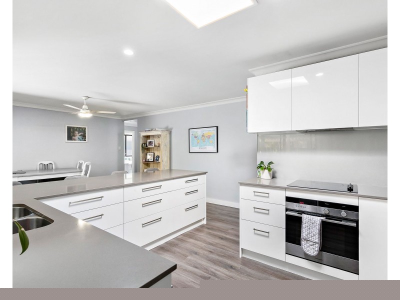22 GLENTREE AVE, Upper Coomera QLD 4209