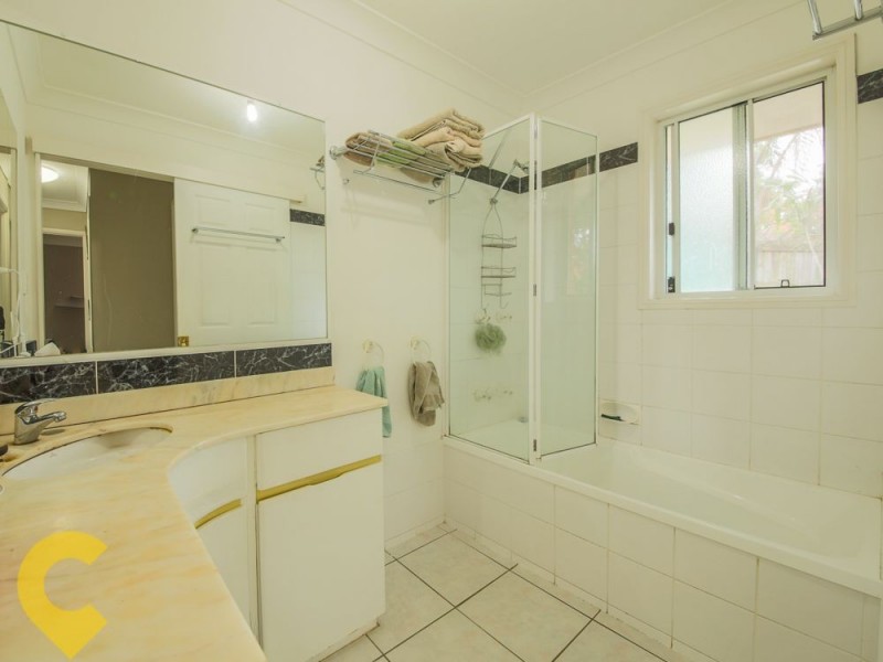 3 Dorchester Court, Oxenford QLD 4210