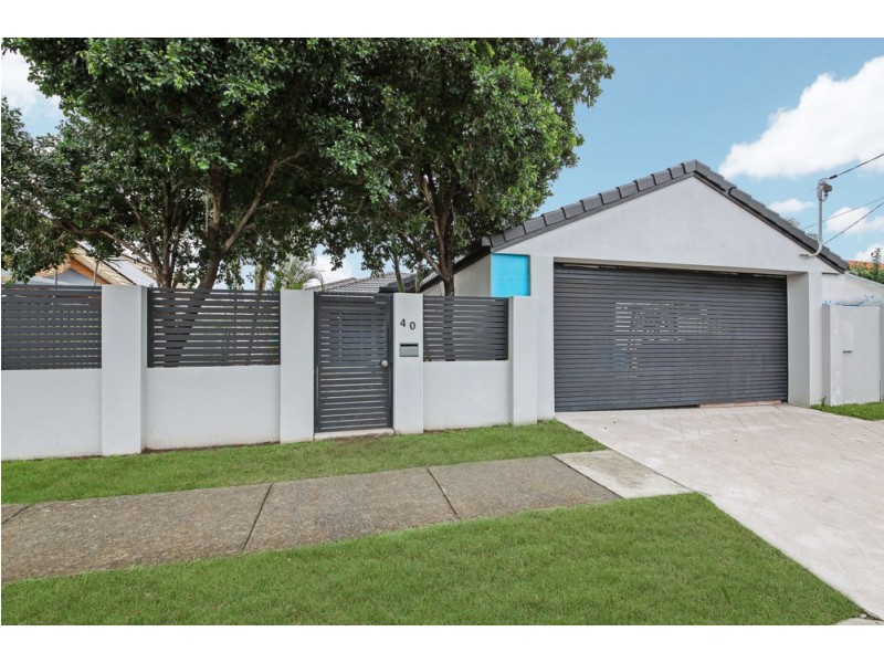 40 Morala Avenue, Runaway Bay QLD 4216