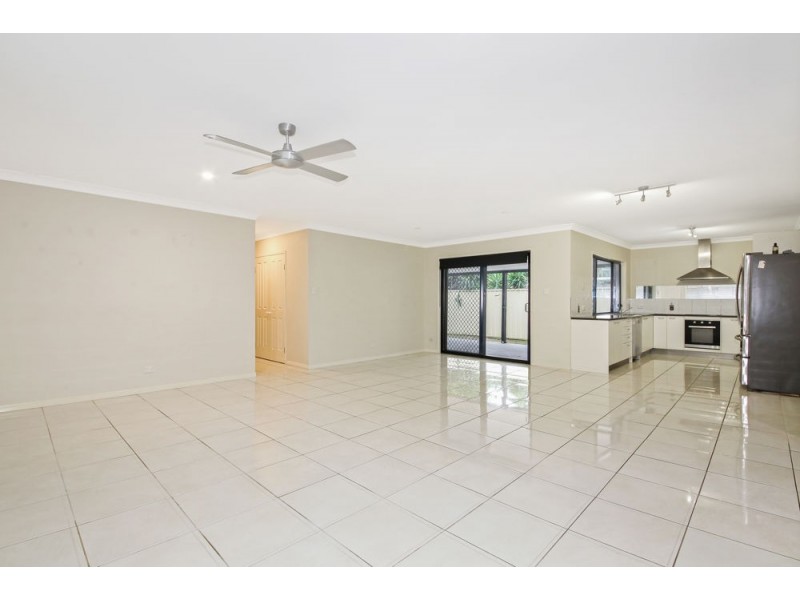 40 Morala Avenue, Runaway Bay QLD 4216