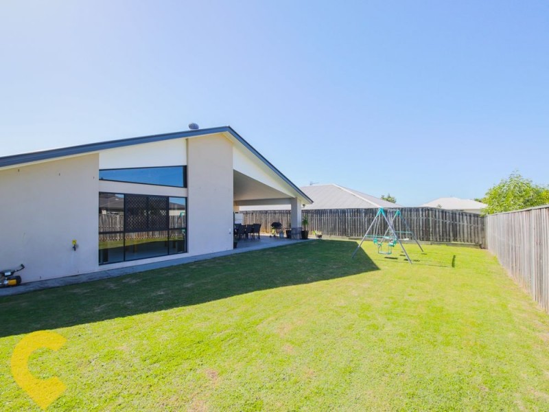 4 Coach Way, Upper Coomera QLD 4209