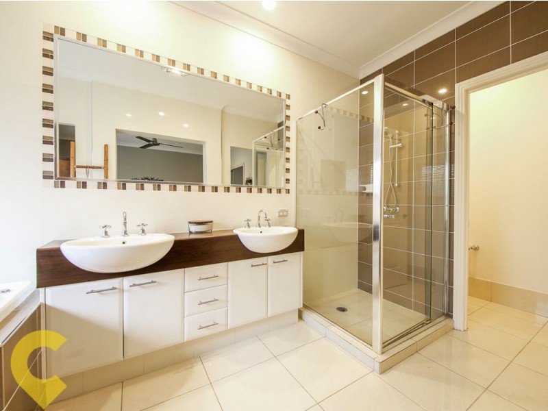 16 Amaray Drive, Upper Coomera QLD 4209