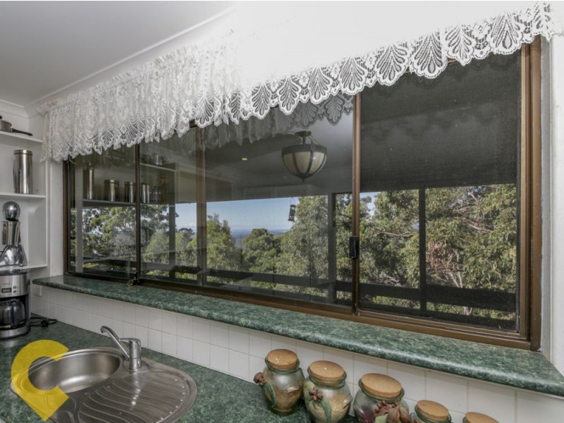 9-11 Leona Court, Tamborine Mountain QLD 4272