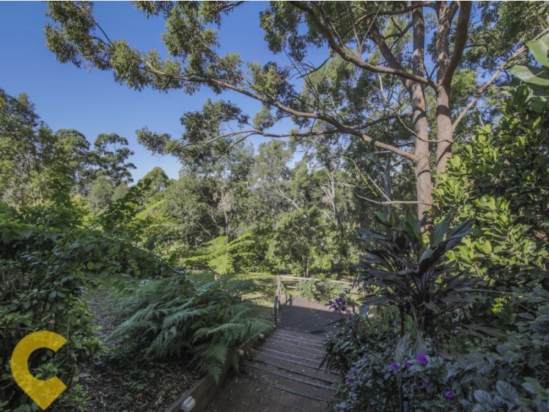 9-11 Leona Court, Tamborine Mountain QLD 4272