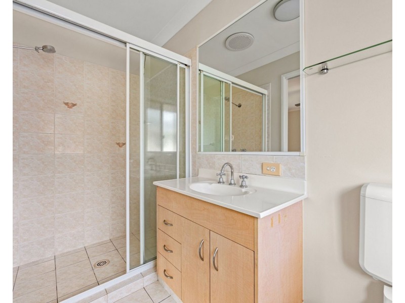 31 Clear River Boulevard, Ashmore QLD 4214