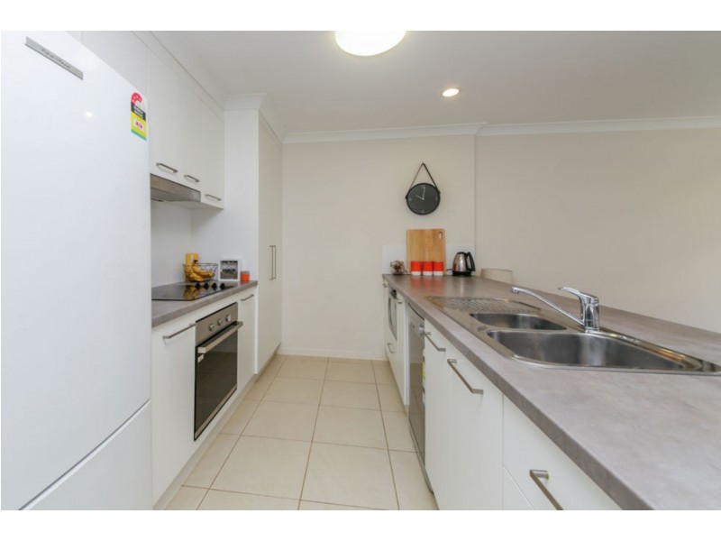 4/20 Jimmy Road, Coomera QLD 4209