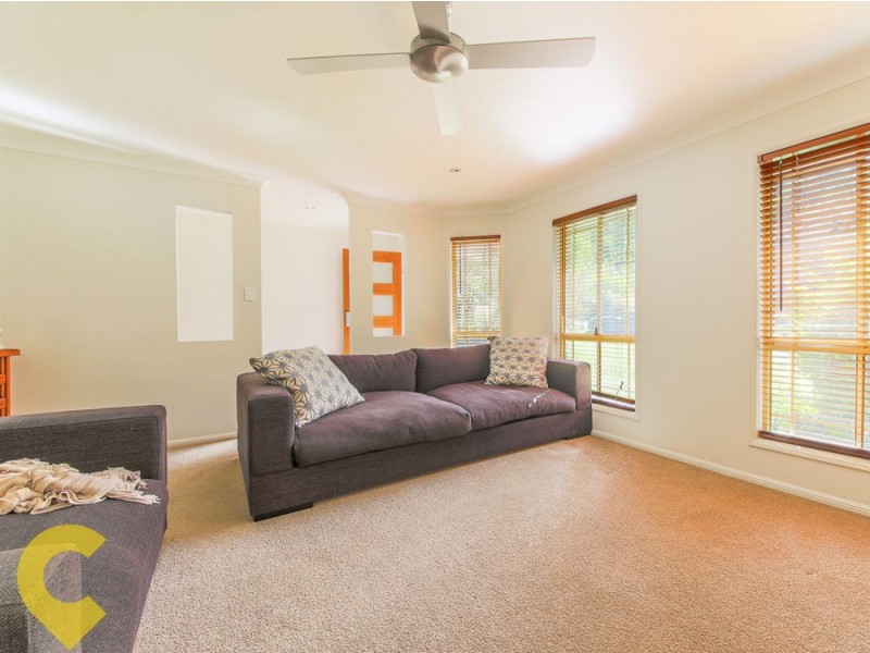 5 Mayon Court, Tamborine Mountain QLD 4272