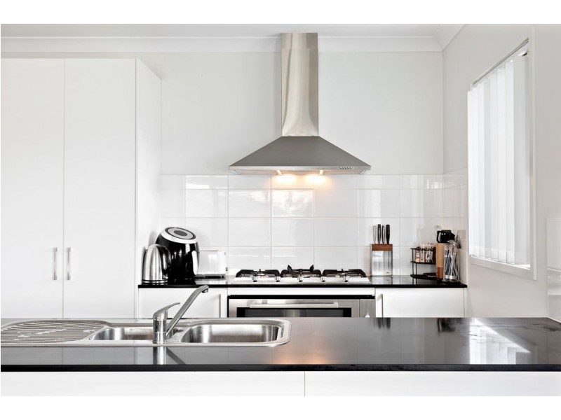 4 Tyrol Road, Coomera QLD 4209