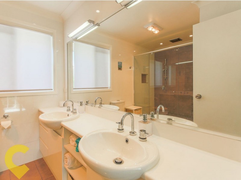 13 Open Drive, Arundel QLD 4214
