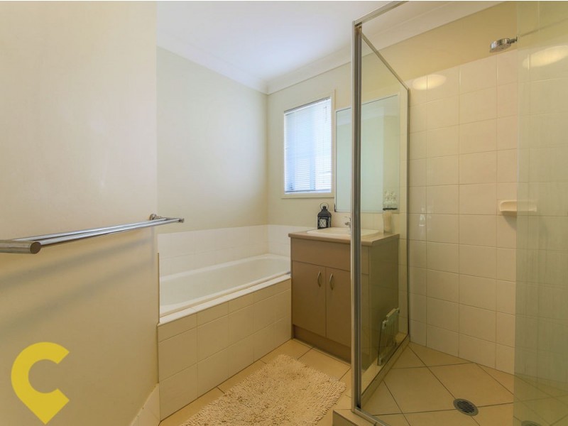 2 Bellagio Crescent, Coomera QLD 4209