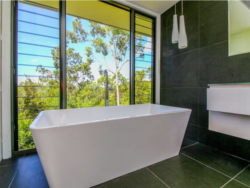 66 Carrington Road, Bonogin QLD 4213