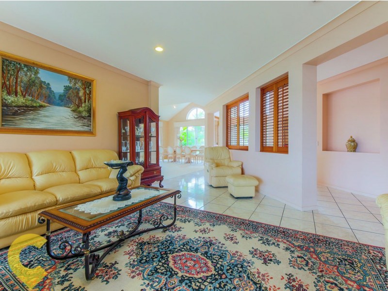 7 Oyster Cove Promenade, Helensvale QLD 4212