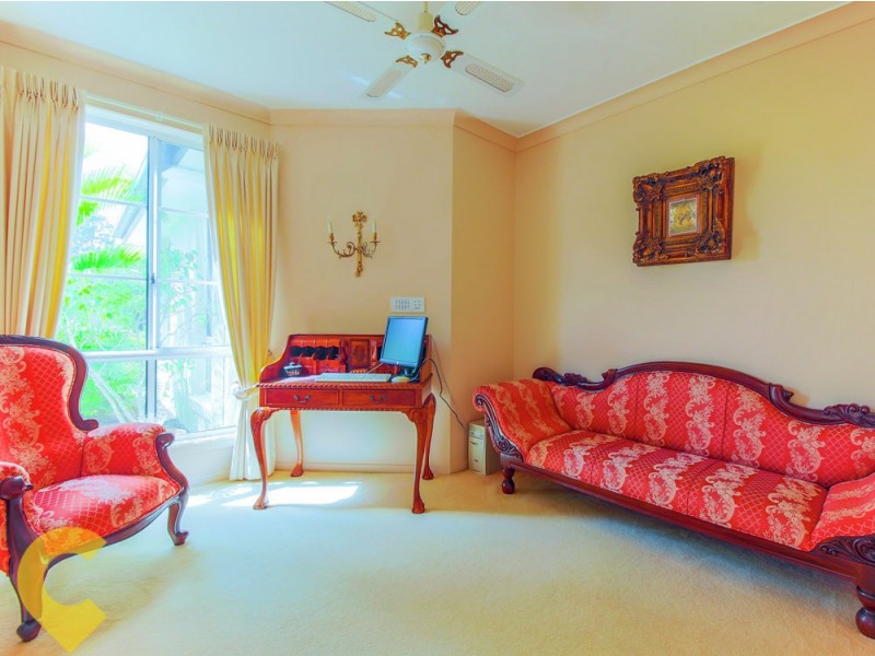 7 Oyster Cove Promenade, Helensvale QLD 4212