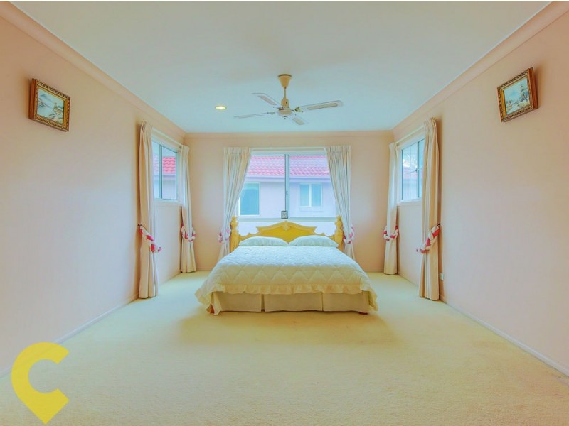 7 Oyster Cove Promenade, Helensvale QLD 4212