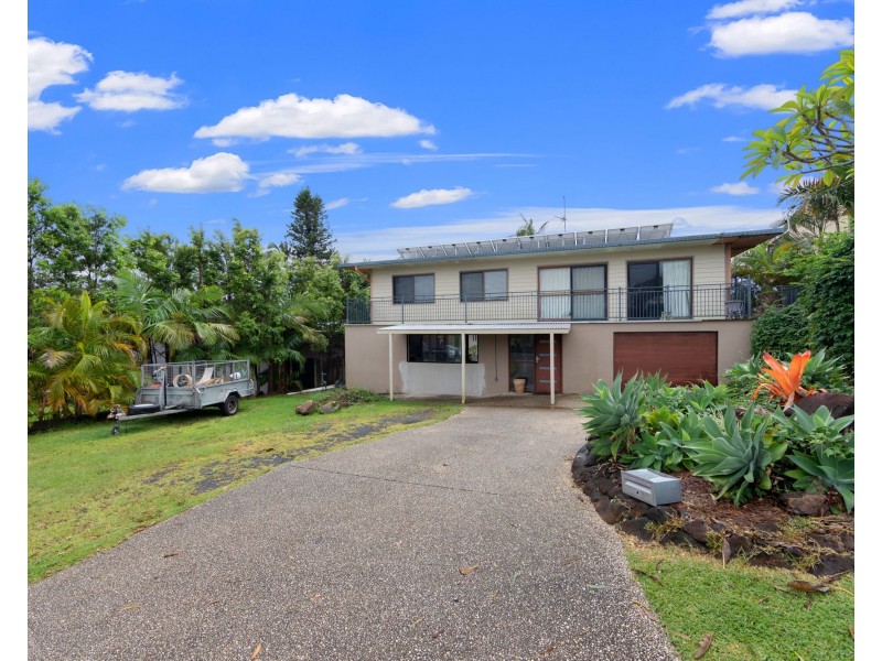 8 Jingella Street, Hope Island QLD 4212