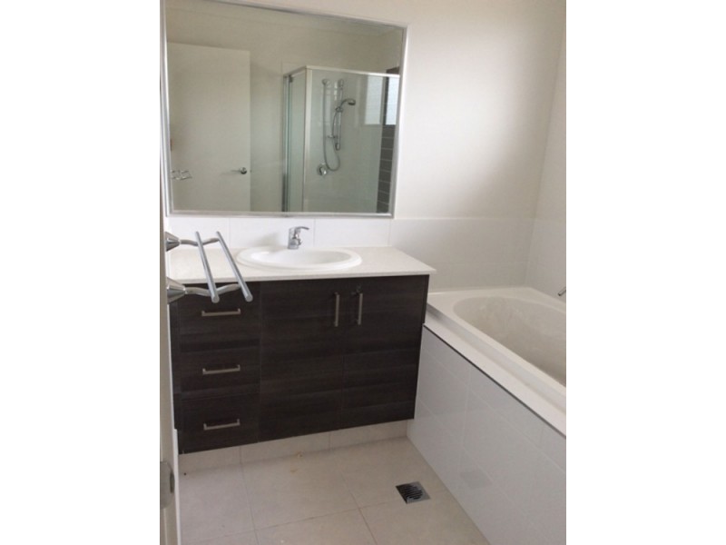 6 Palmerstone Crt, Coomera QLD 4209