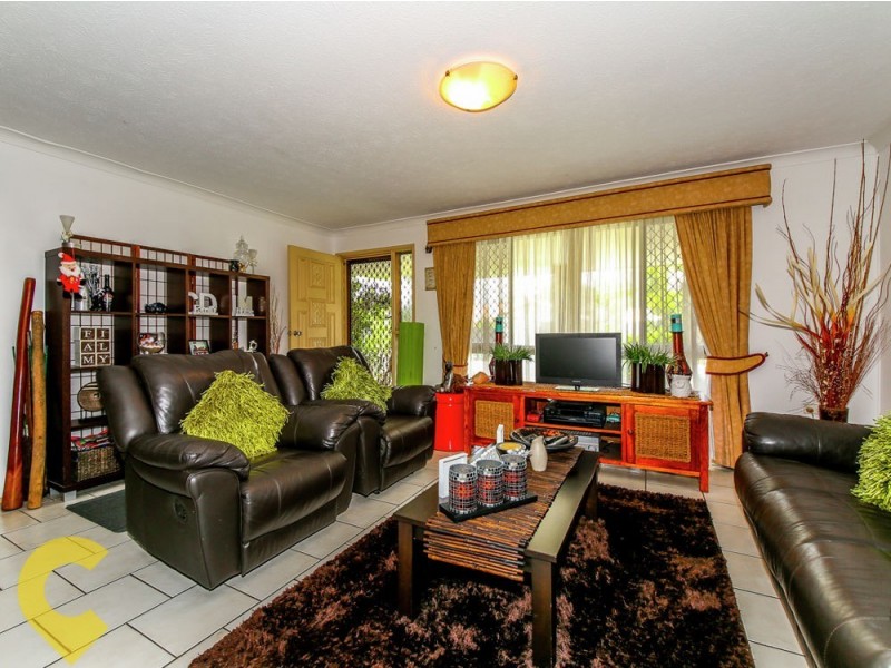 8 Petra Street, Southport QLD 4215