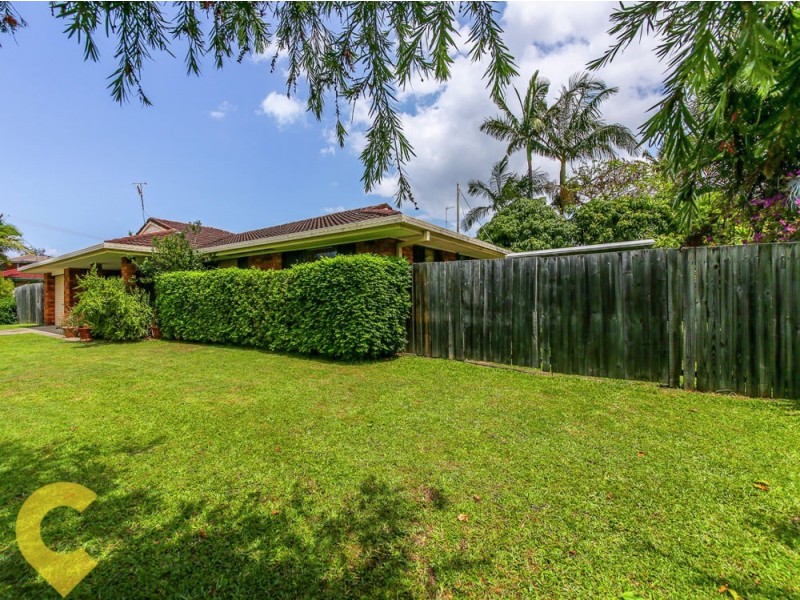 8 Petra Street, Southport QLD 4215