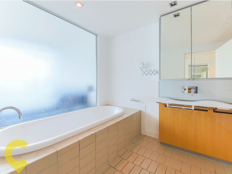 2308/2 Ephraim Island, Paradise Point QLD 4216