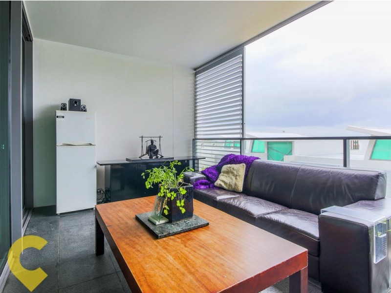 2308/2 Ephraim Island, Paradise Point QLD 4216