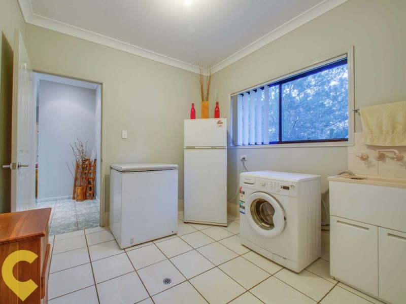 76 Racecourse Place, Tamborine QLD 4270