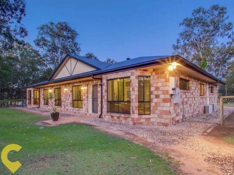 76 Racecourse Place, Tamborine QLD 4270