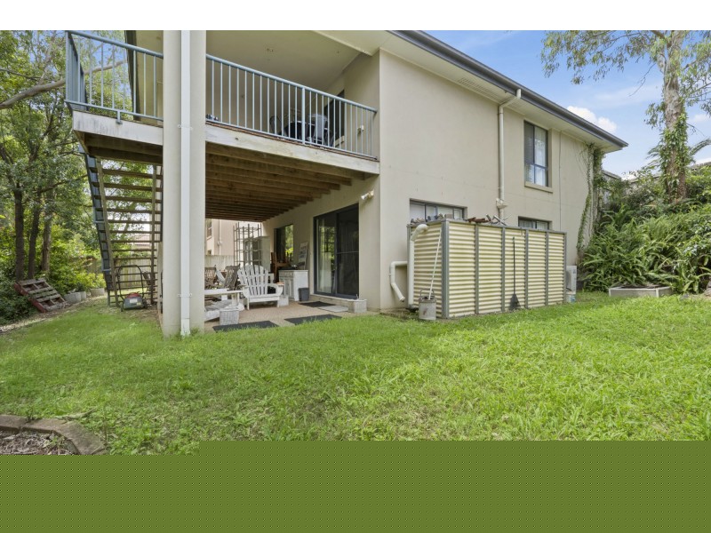 6 Matthews Crescent, Pimpama QLD 4209