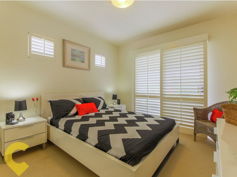 80/8315 Magnolia Drive East, Hope Island QLD 4212
