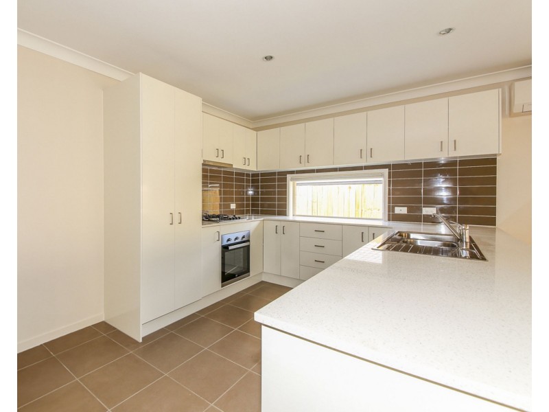34 Cairnlea Drive, Pimpama QLD 4209