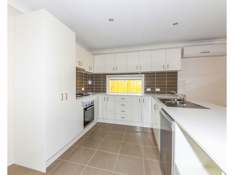 34 Cairnlea Drive, Pimpama QLD 4209