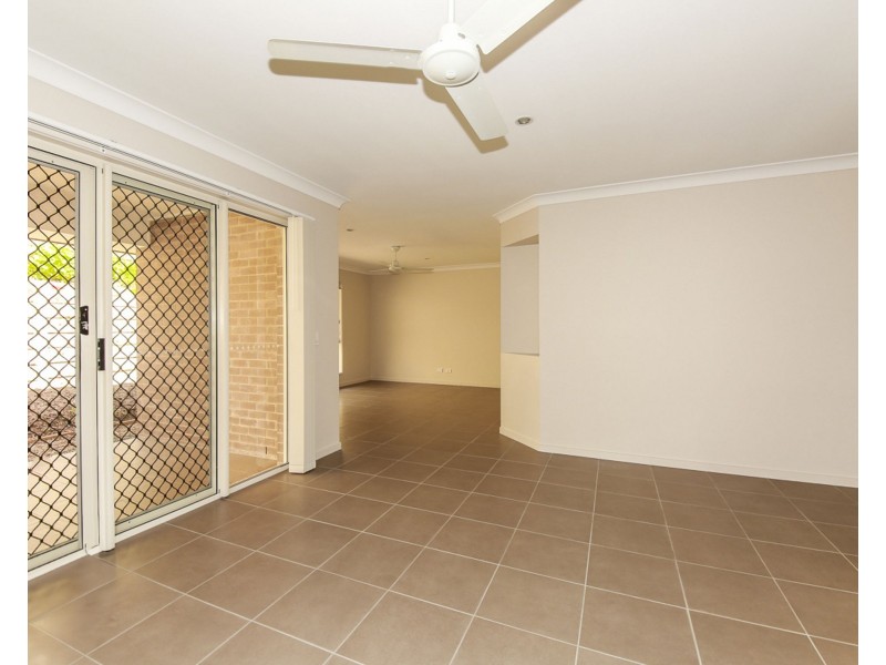 34 Cairnlea Drive, Pimpama QLD 4209
