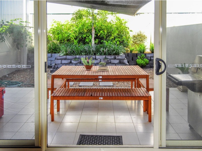 1/4 King Street, Southport QLD 4215