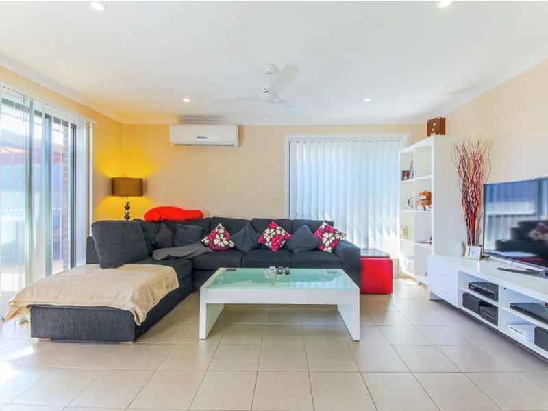 2/27 Waterhouse Drive, Willow Vale QLD 4209