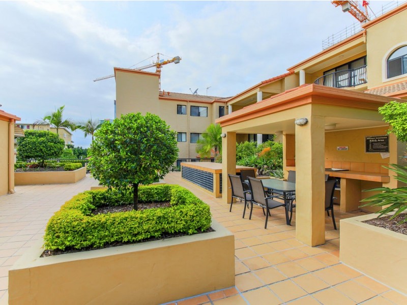 13/16 Waverley Street, Southport QLD 4215